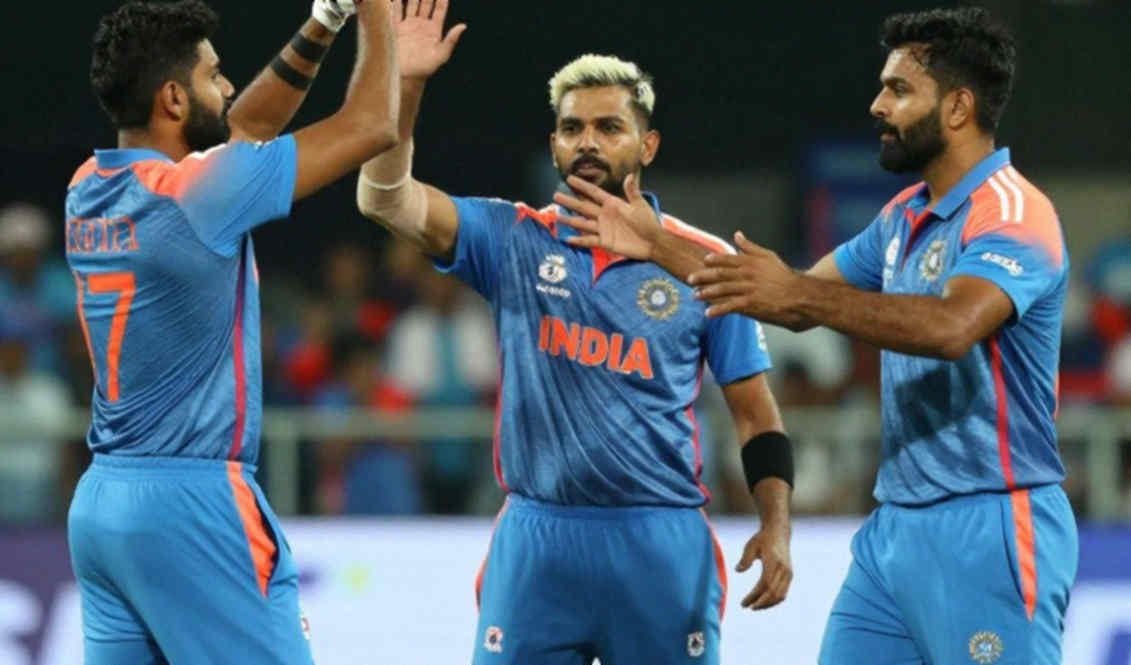 ৩৫তম ওভারের নতুন নিয়ম: বাংলাদেশের সুইং বেড়েছে, উইকেট কমেছে
