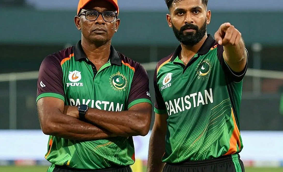 কিমো পলের পাঁচ: হায়দরাবাদের আলোয় ভারতের ইনিংস ভেঙে গেল, সিরিজ এখন ২-২