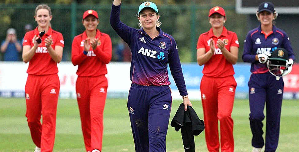 The Big Bash Transfer Market: Big Contracts Priced on Small Samples The Big Bash Transfer Market: Big Contracts Priced on Small Samples