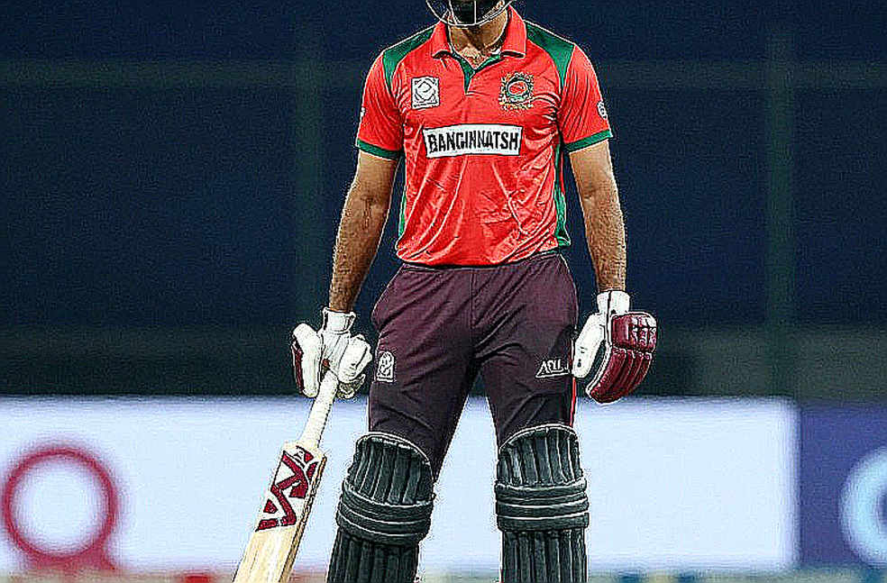 এশিয়া কাপের ফাইনাল যেখানে হারায়: ৫০ রানের টেপে চার ভাগের গ্রিড এশিয়া কাপের ফাইনাল যেখানে হারায়: ৫০ রানের টেপে চার ভাগের গ্রিড