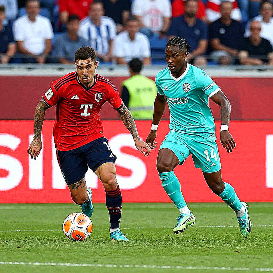 Fourteen Seconds in Rostov and Lyon's Silent Wall: The Story of a Penalty That Slipped from James's Boots in the Salt Lake Notebook Fourteen Seconds in Rostov and Lyon's Silent Wall: The Story of a Penalty That Slipped from James's Boots in the Salt Lake Notebook